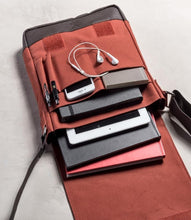 Load image into Gallery viewer, Met Tile