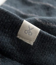 Load image into Gallery viewer, W Flade