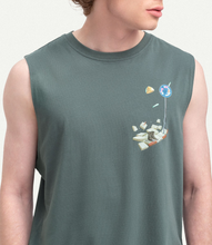 Load image into Gallery viewer, Rjovik T