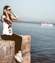 Load image into Gallery viewer, On The Stars